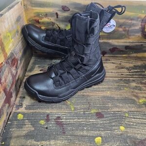 Nike SFB Gen 2 8 Inch Black Combat Tactical Boot Mens Size 4.5 922474-001